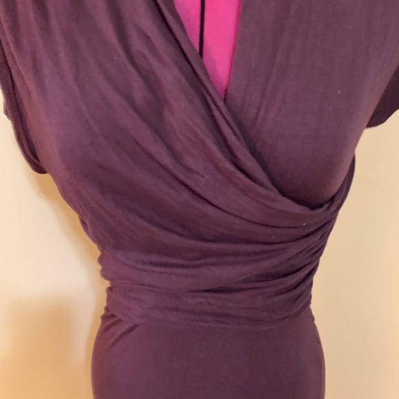 Amelia side gathered dress 🔴 - Picture 2 of 6